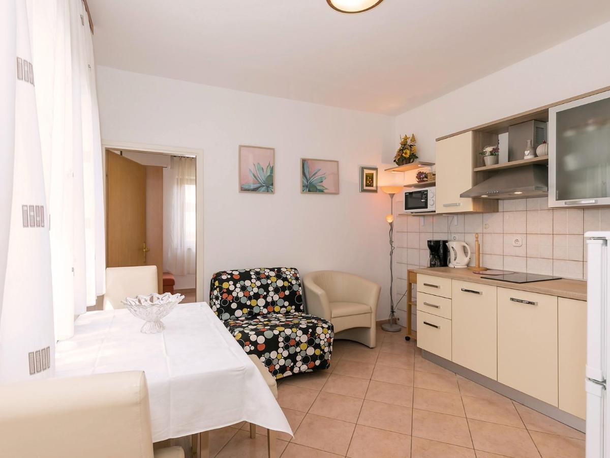 Apartments Graziella โปเรช ภายนอก รูปภาพ