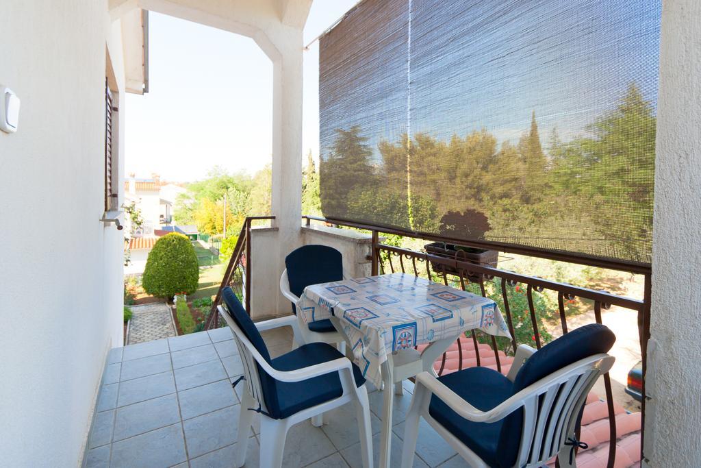Apartments Graziella โปเรช ภายนอก รูปภาพ