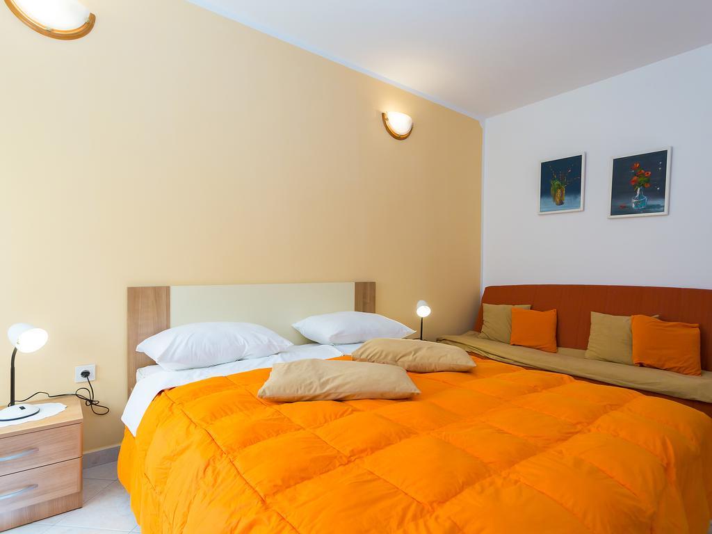 Apartments Graziella โปเรช ภายนอก รูปภาพ